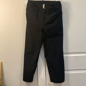 Wide leg citysleek pants.